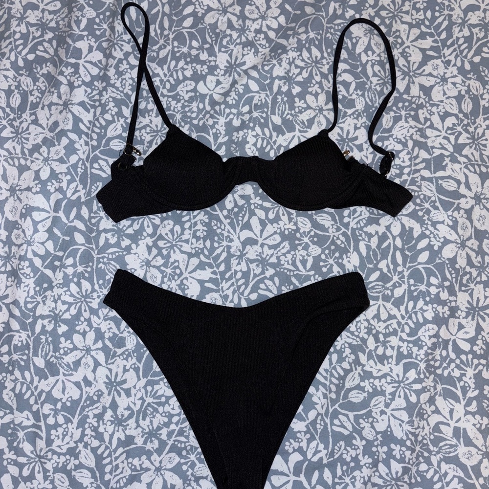 Black Bikini Set